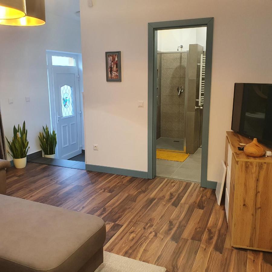 Jegmadar Apartman Debrecen Eksteriør bilde